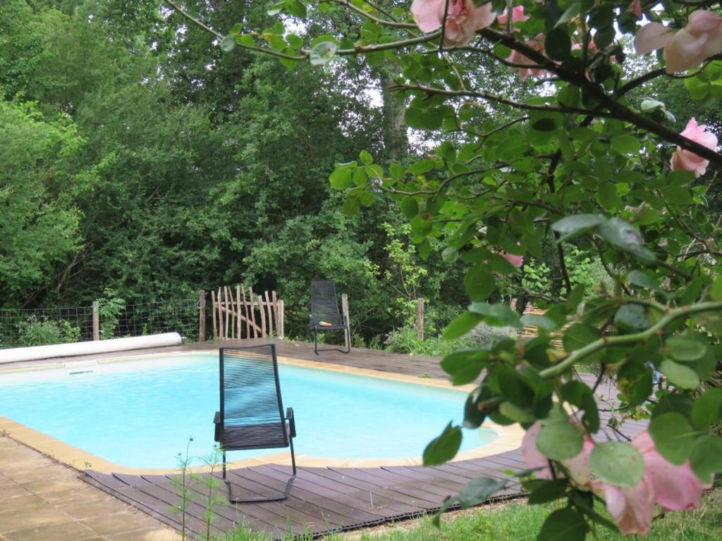 Tente Suspendue Au Coeur De La Foret Sainte-Croix-Volvestre Exteriör bild